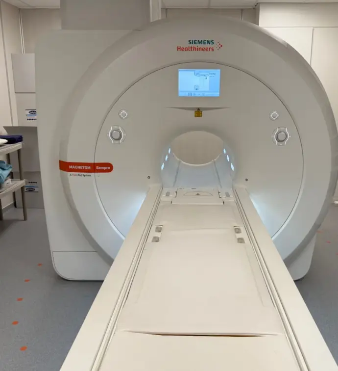 Siemens Sempra 1.5T MRI