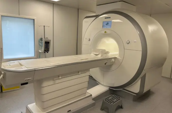Upgraded 2021 SIEMENS AVANTO FIT MRI Scanner