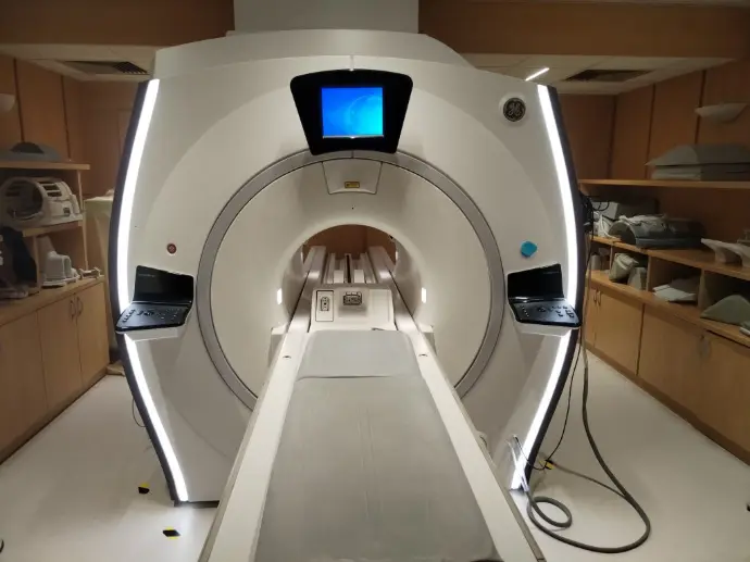 GE Optima  MR450W MRI