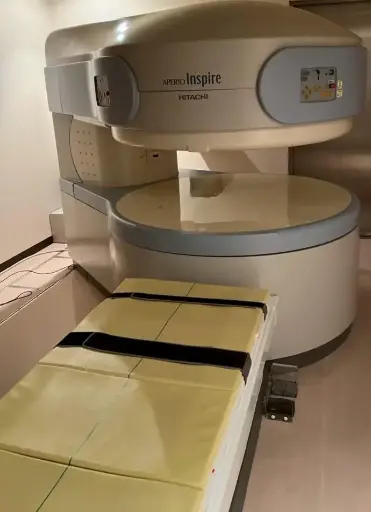 Hitachi Aperto Inspire 0,4 Т МРТ