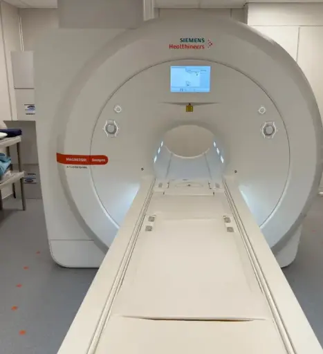 Siemens Sempra 1.5T MRI