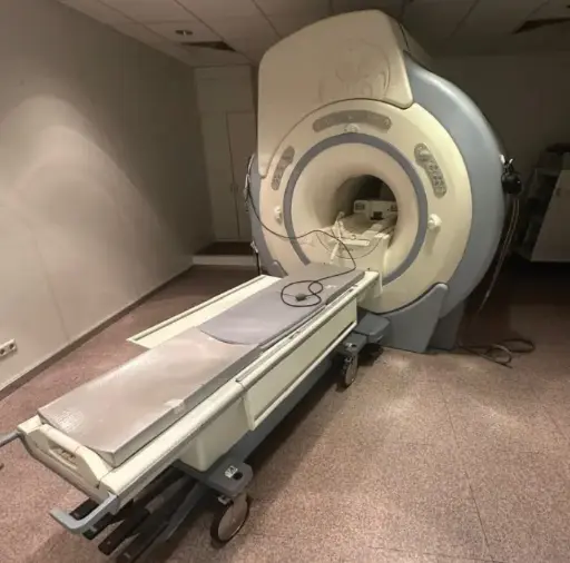 МРТ-сканер GE HDXT