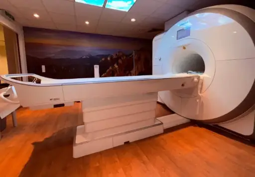 2014 Siemens  Spectra 3.0T MRI