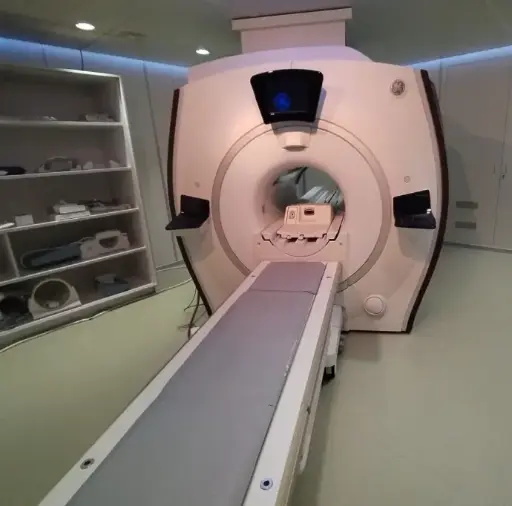 GE MR750W MRI