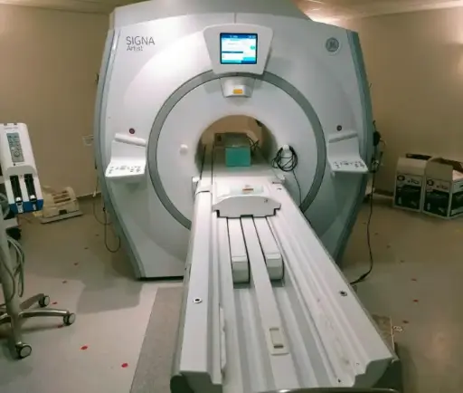 GE Artist 1.5 T MRI